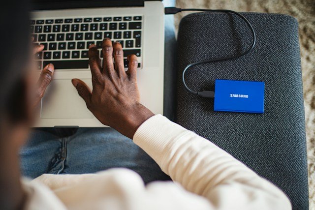 Local storage device